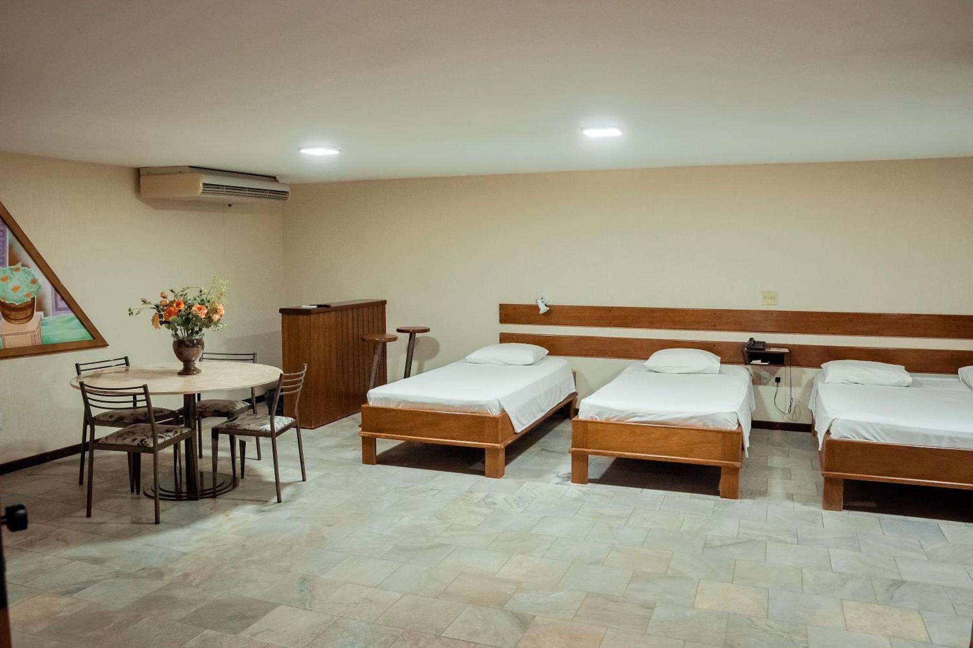 Sakr Hotel Penápolis Εξωτερικό φωτογραφία